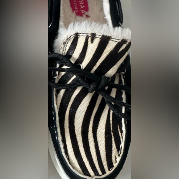 Cole Haan Women's GrandPro Rally Slipper Moccasin - Black Suede-Zebra Size 8 - Picture 5 of 11